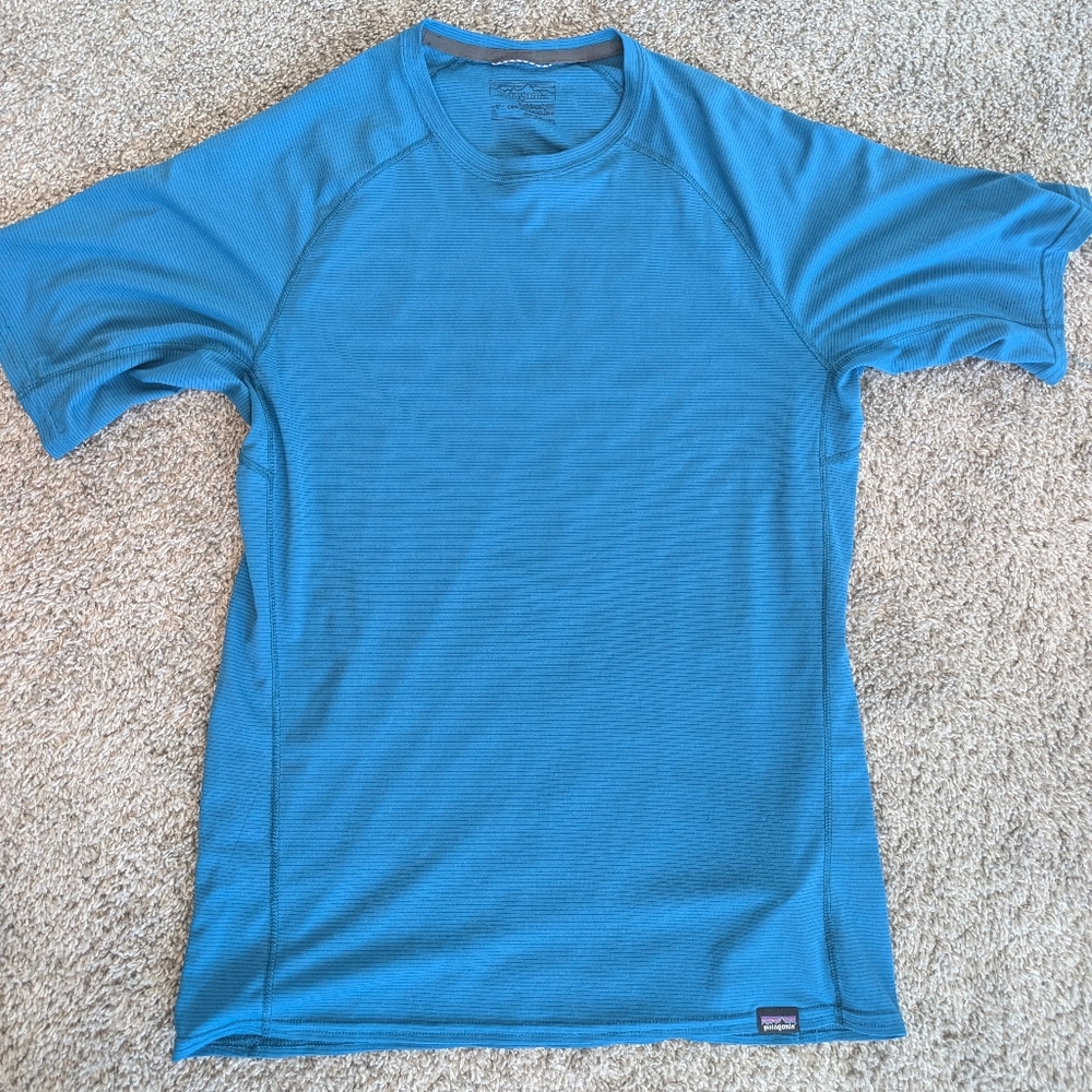 Patagonia Capilene Lightweight Baselayer Shirt - Men’s Small - Blue
